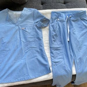 XXS CATARINA TOP AND XS BOTTOM ZAMORA JOGGERS